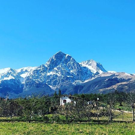 Isola del Gran Sasso dʼItalia La Casetta Di Trignano מראה חיצוני תמונה